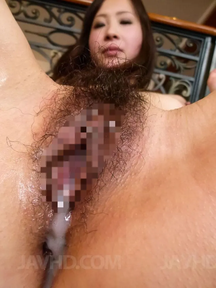 Jav HD 'gives a hot asian blow job and sex to two' starring Yuwa Tokona (Photo 6)